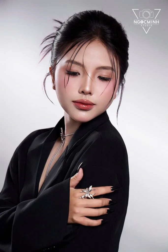 Profile cá tính tại Ngọc Minh Studio
